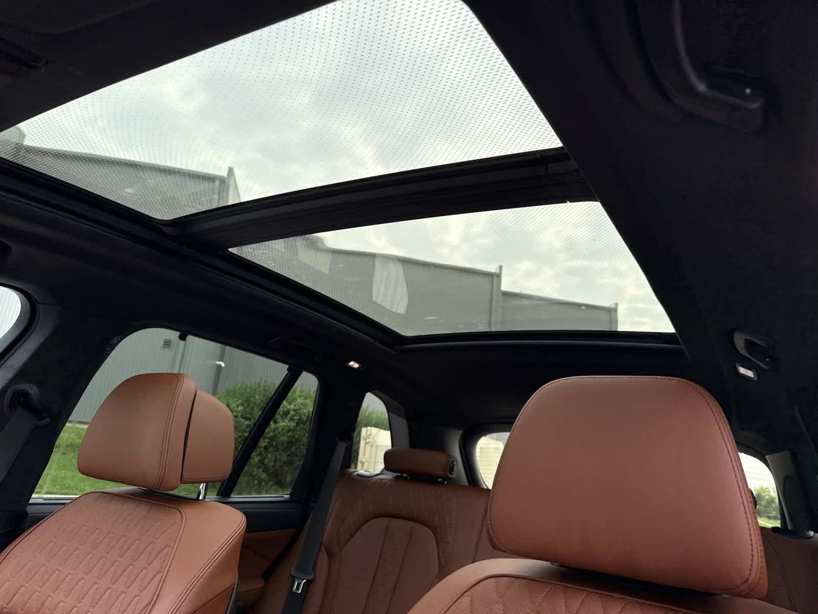 New 2026 BMW X5 M60i AWD/4WD image 4