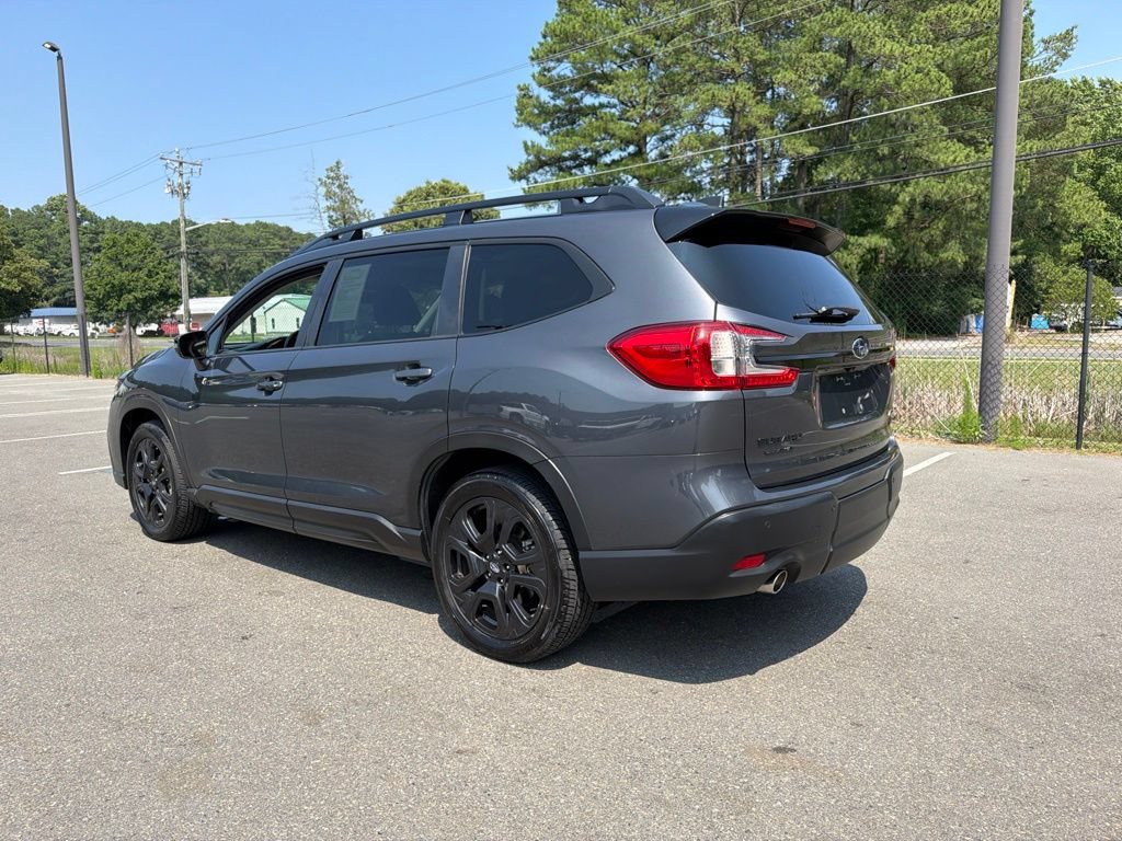 Used 2023 Subaru Ascent Onyx Edition AWD/4WD image 7