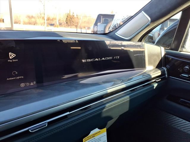 New 2026 Cadillac Escalade IQ Luxury 2 image 33