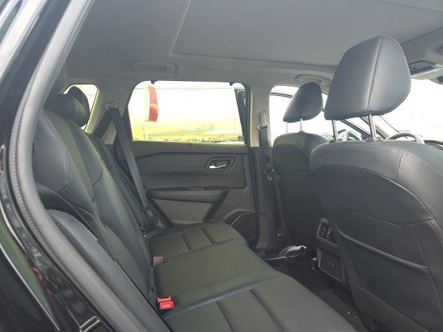 Certified 2023 Nissan Rogue SV w/ SV Premium B Package image 14