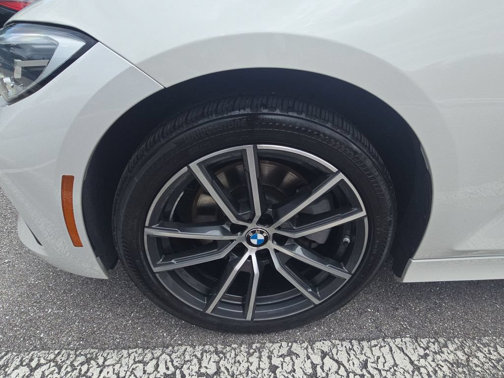 Used 2020 BMW 330i xDrive Sedan w/ Convenience Package AWD/4WD image 26
