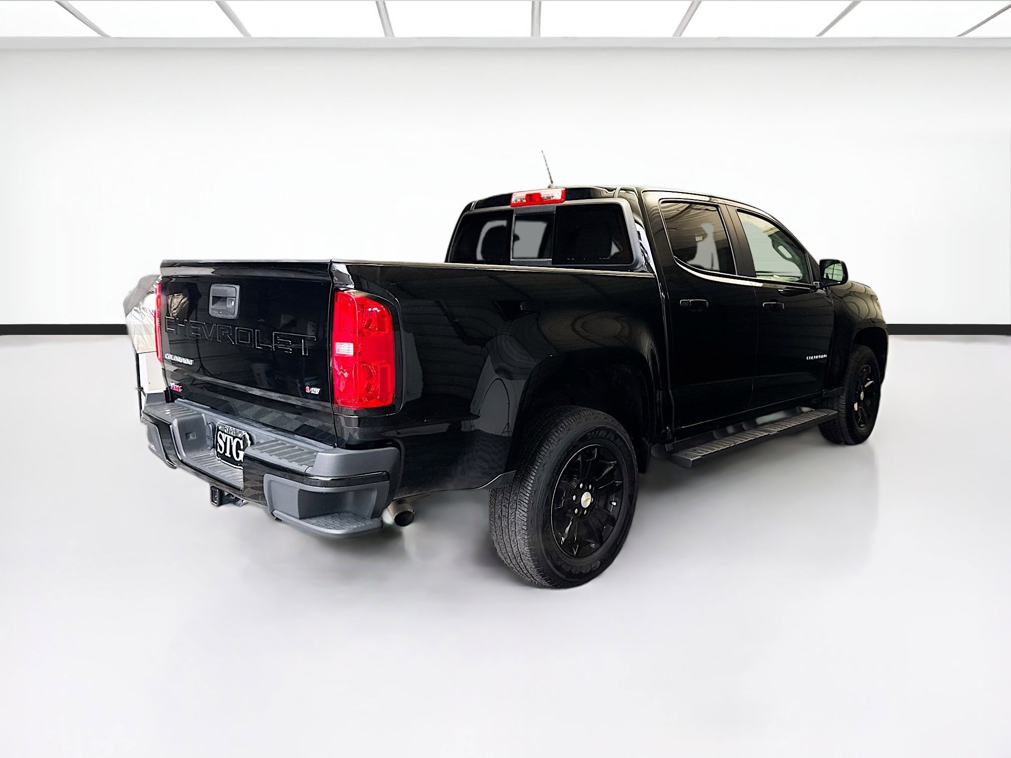 Used 2022 Chevrolet Colorado LT w/ LT Convenience Package image 4