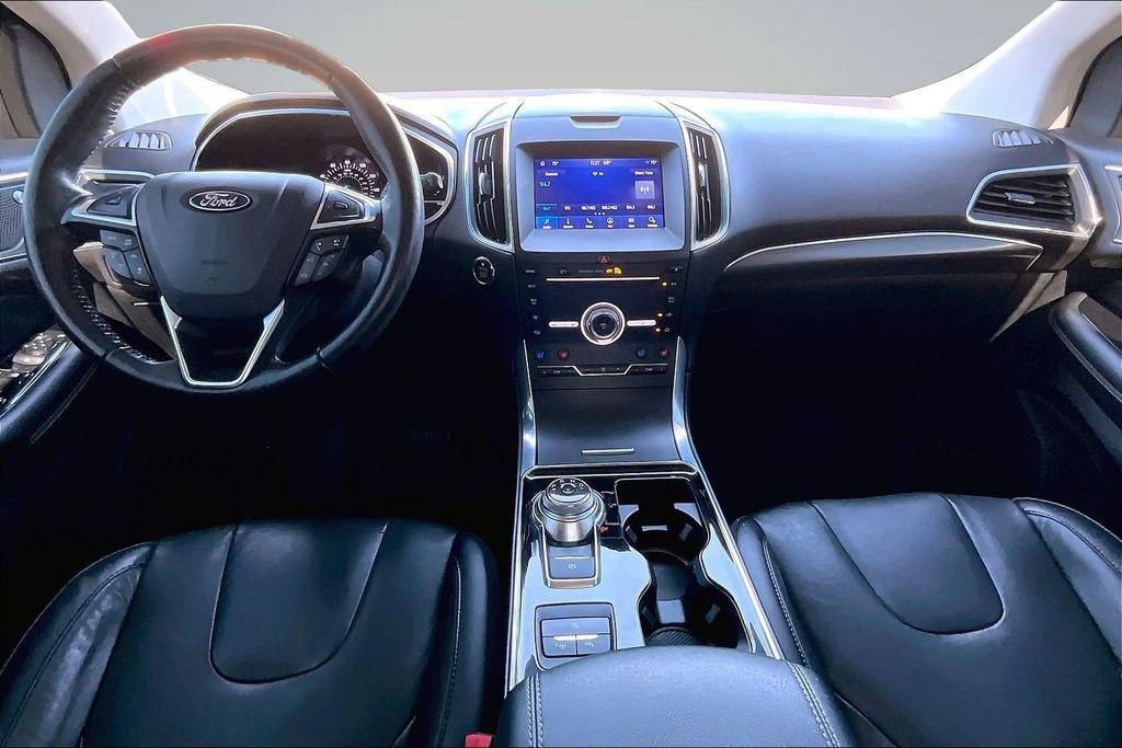 Used 2019 Ford Edge Titanium w/ Equipment Group 301A image 16