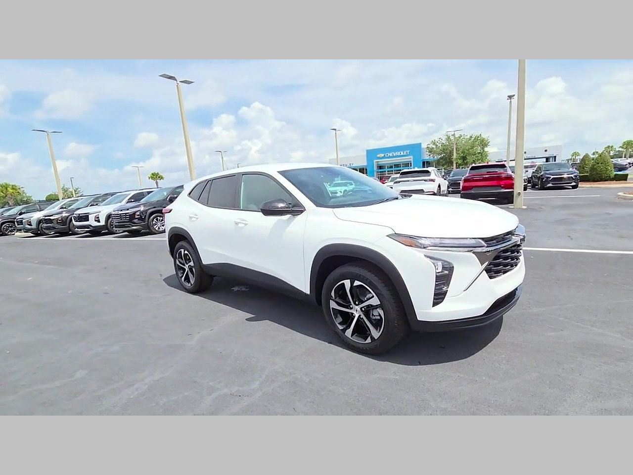 New 2026 Chevrolet Trax RS w/ Driver Confidence Package FWD image 23