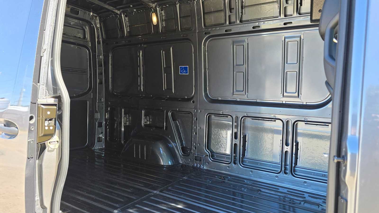 Used 2026 Mercedes-Benz Sprinter 2500 image 15