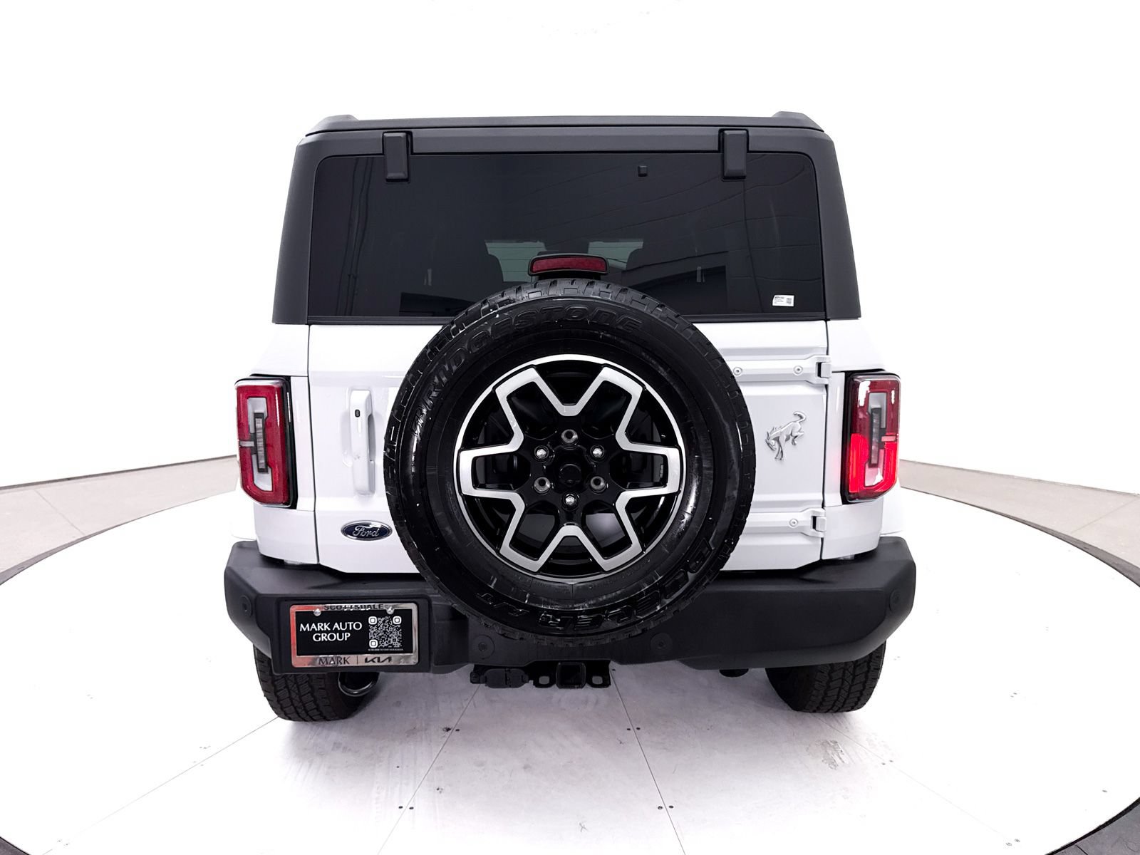 Used 2023 Ford Bronco Outer Banks AWD/4WD image 17