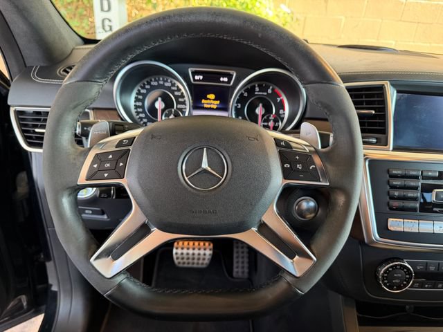 Used 2014 Mercedes-Benz GL 63 AMG 4MATIC w/ Accessory Chrome Package image 40