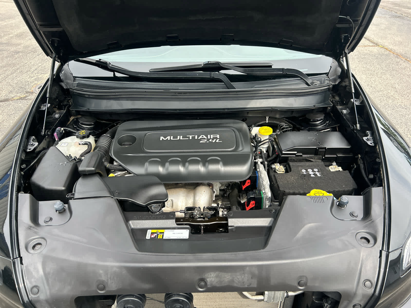 Used 2018 Jeep Cherokee Latitude w/ Safety Group AWD/4WD image 26