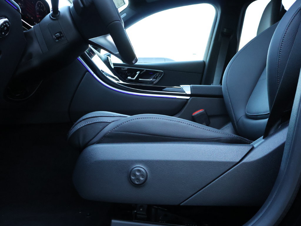 New 2026 Mercedes-Benz GLC 300 4MATIC image 39