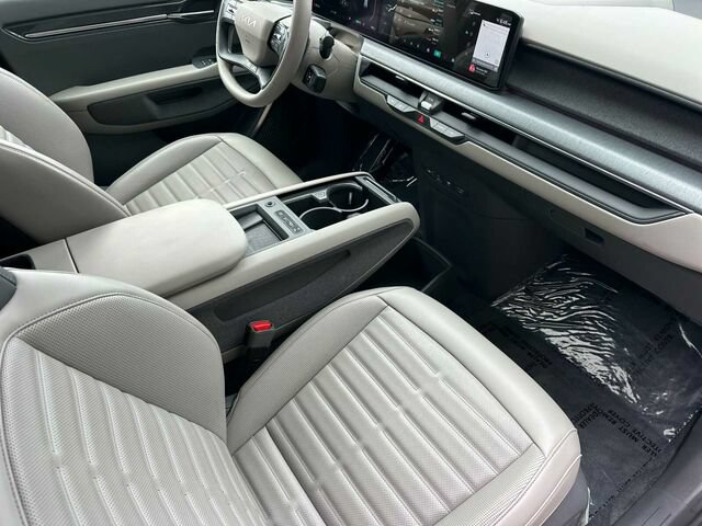 Used 2024 Kia EV9 Land AWD/4WD image 19