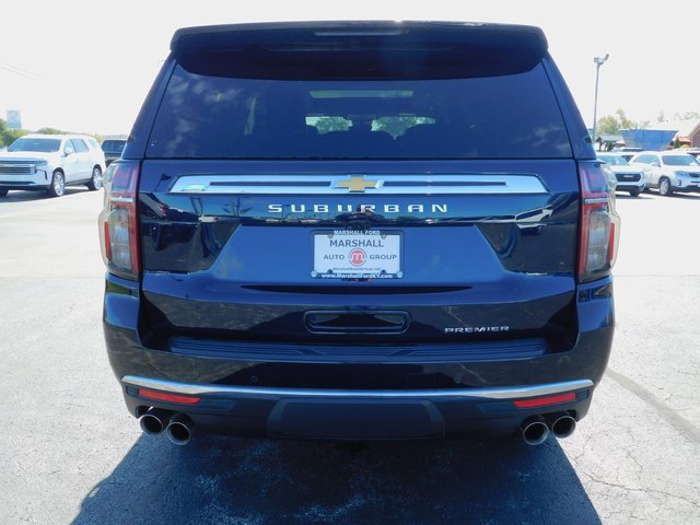 Used 2024 Chevrolet Suburban Premier w/ Premium Package image 8