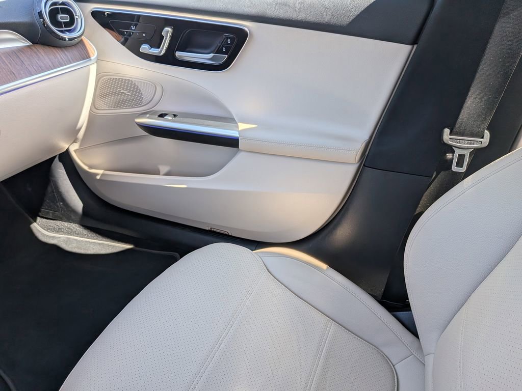 Used 2023 Mercedes-Benz C 300 Sedan image 19