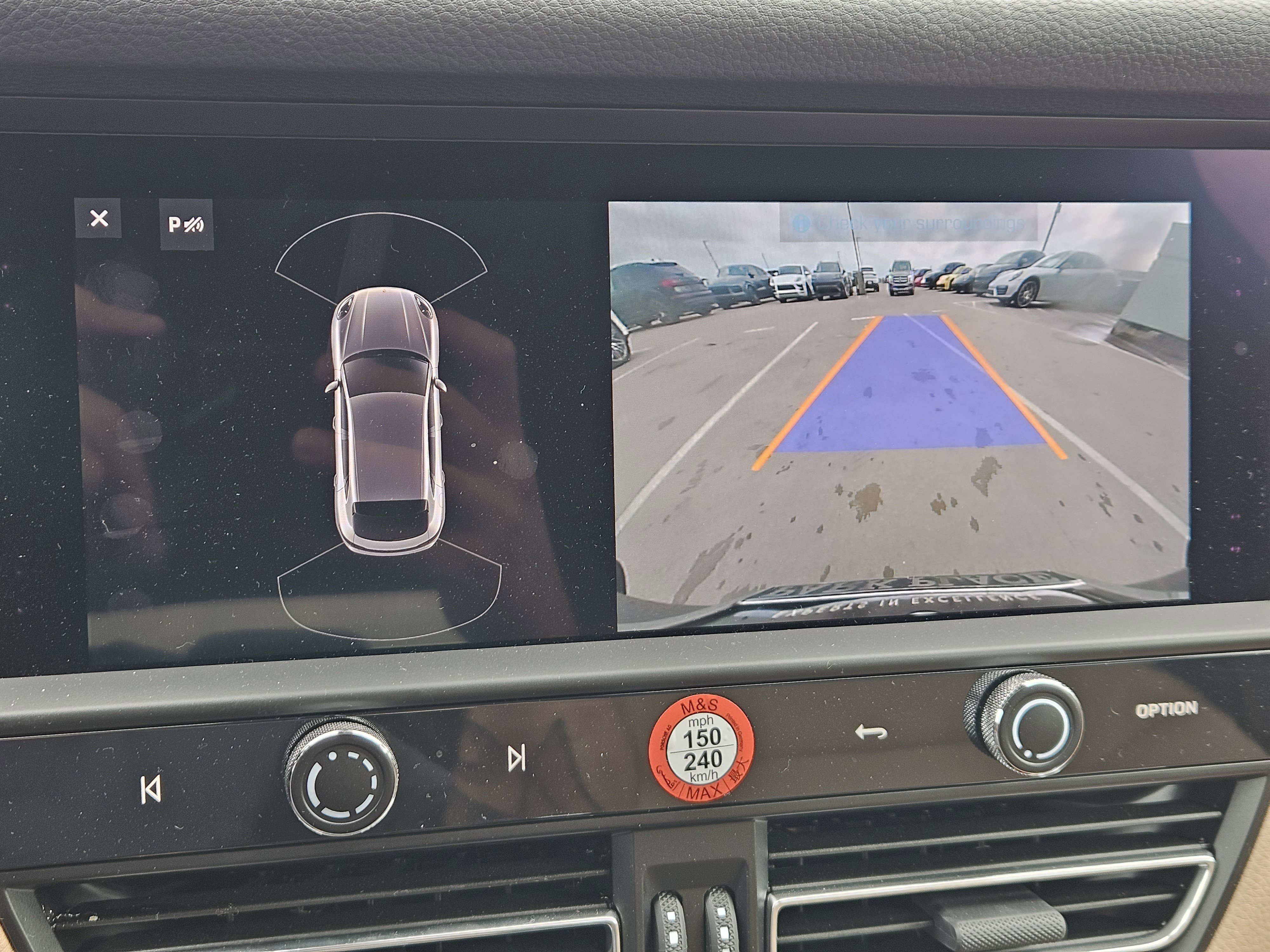 Certified 2025 Porsche Macan image 18