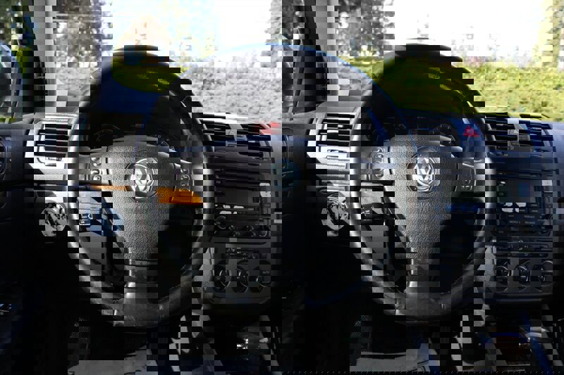 Used 2005 Volkswagen Jetta 2.5 image 18