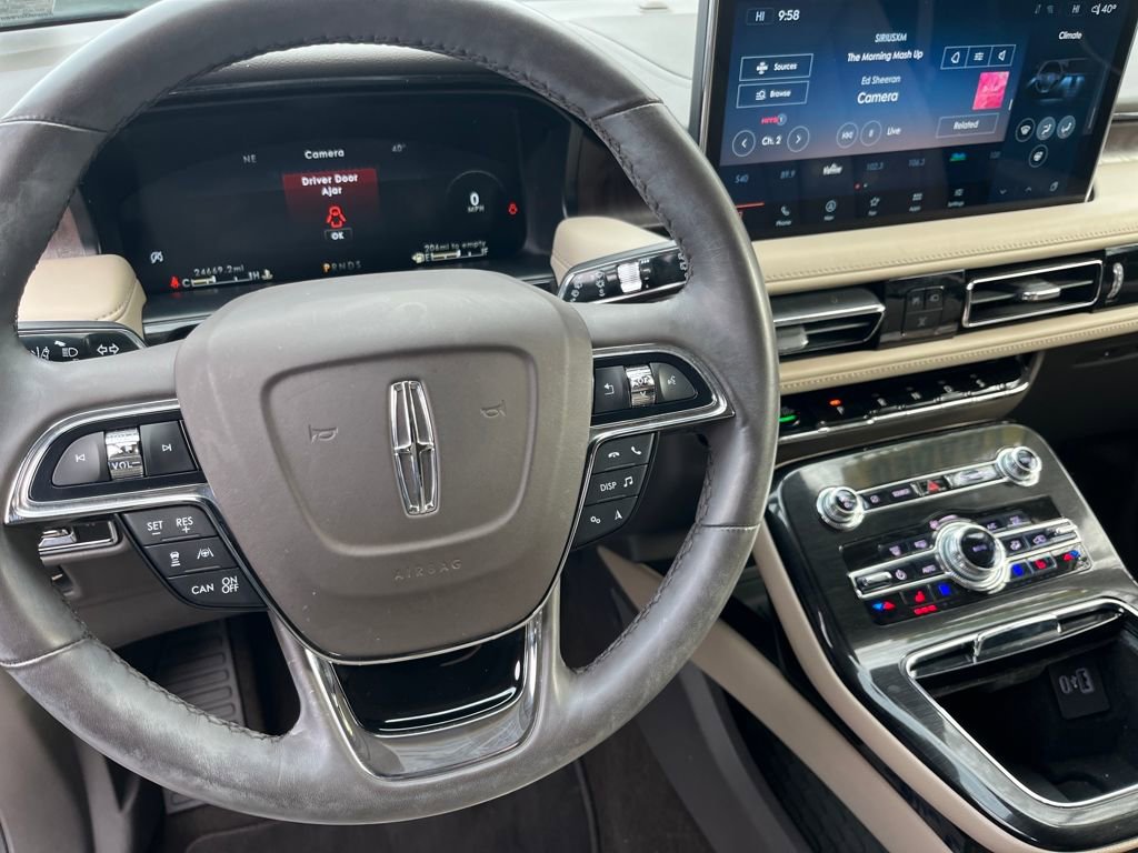 Certified 2023 Lincoln Nautilus Reserve w/ Equipment Group 201A image 10