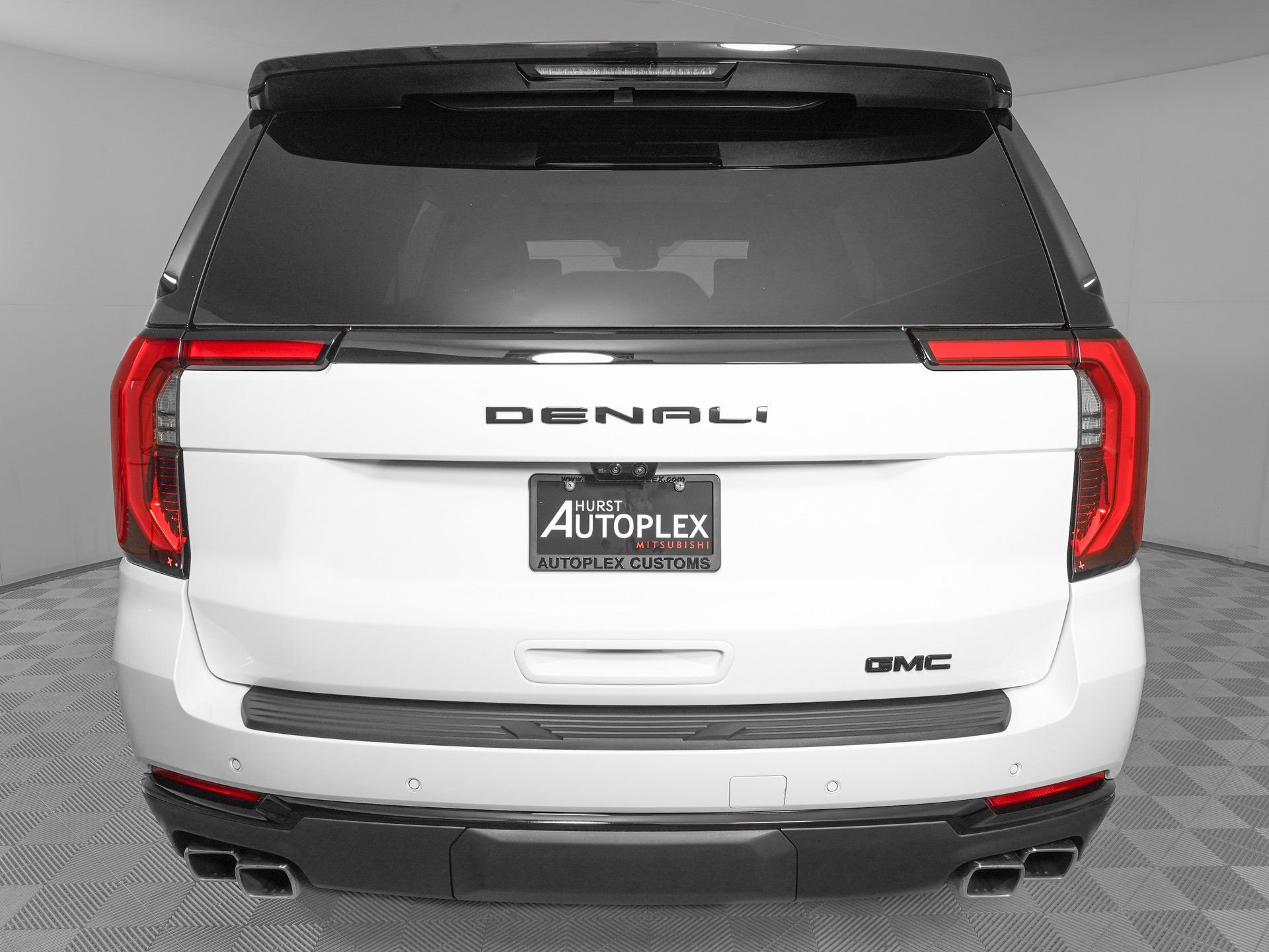 Used 2026 GMC Yukon Denali w/ Advanced Technology Package image 7