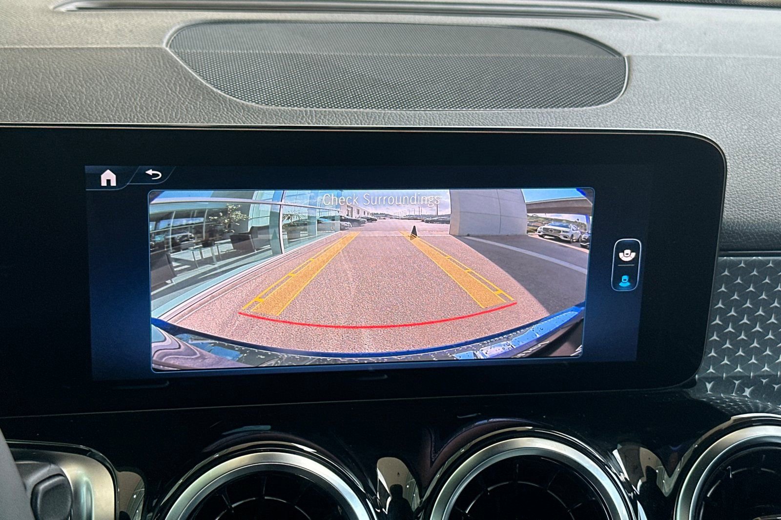 New 2026 Mercedes-Benz GLB 250 image 16