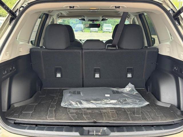 Used 2024 Subaru Forester Premium AWD/4WD image 5