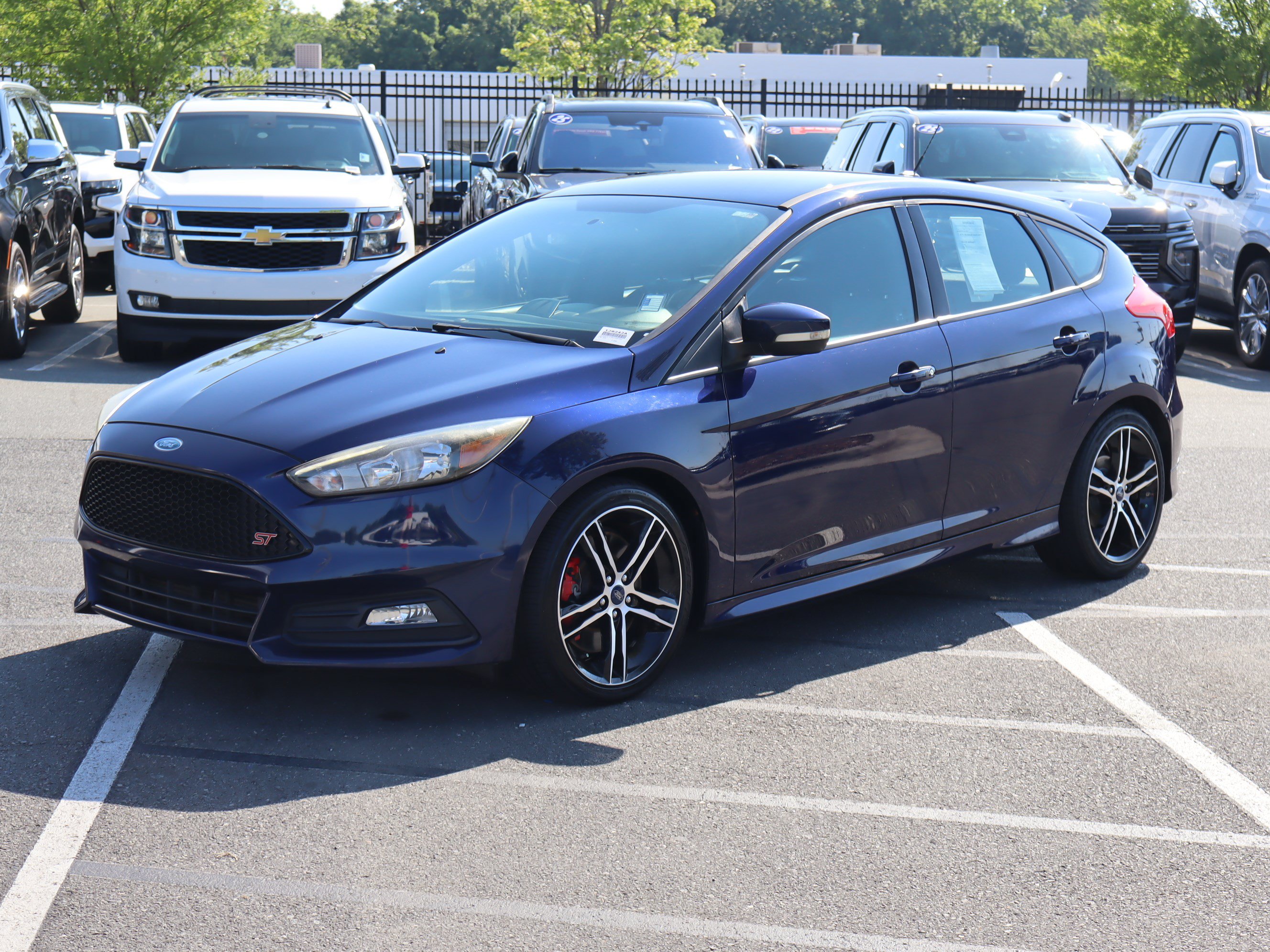 Used 2017 Ford Focus ST FWD image 5