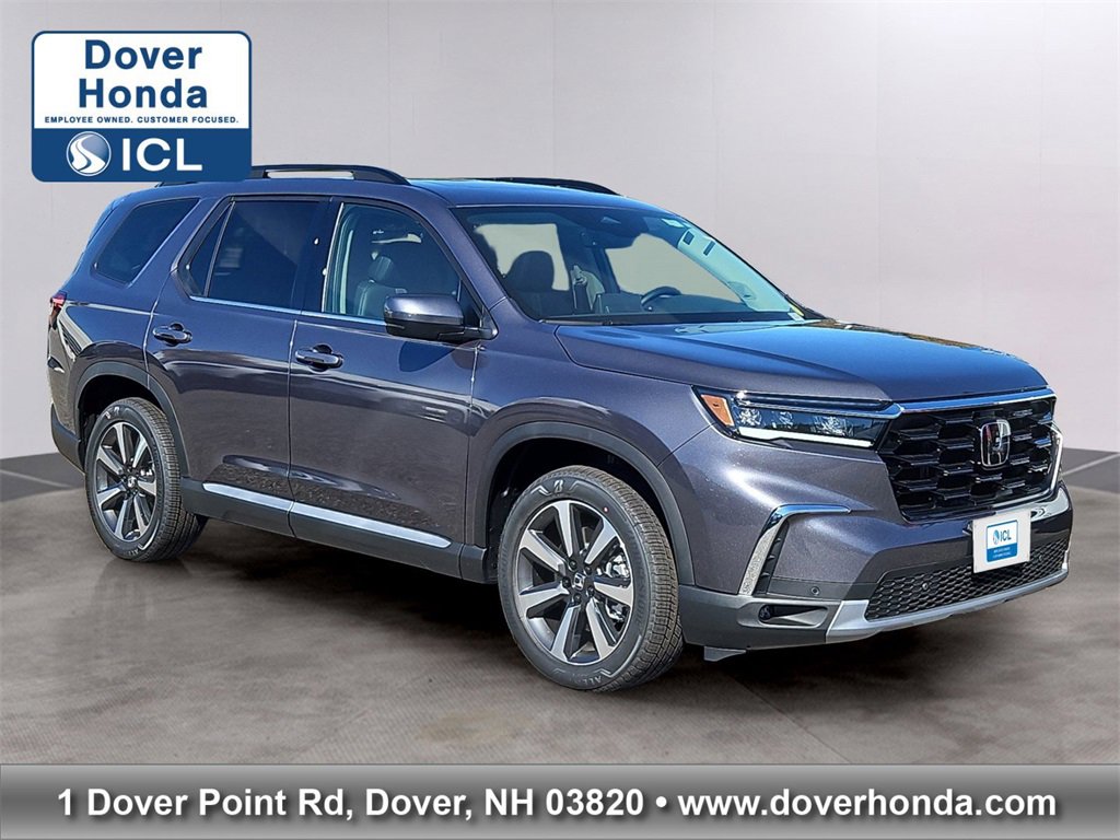 New 2025 Honda Pilot Touring image 1