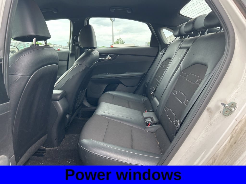 Used 2021 Kia Forte GT-Line FWD image 7