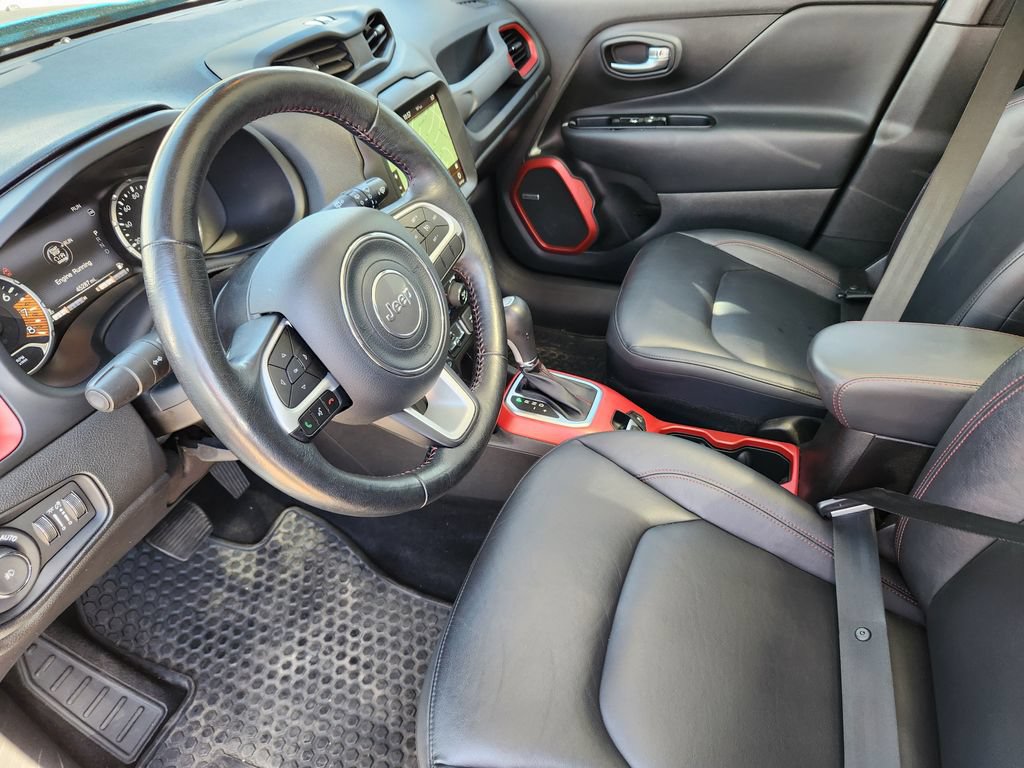 Used 2021 Jeep Renegade Trailhawk w/ Sun & Sound Group AWD/4WD image 7