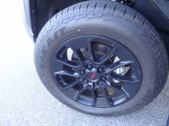 Used 2024 Toyota Tundra SR5 AWD/4WD image 32