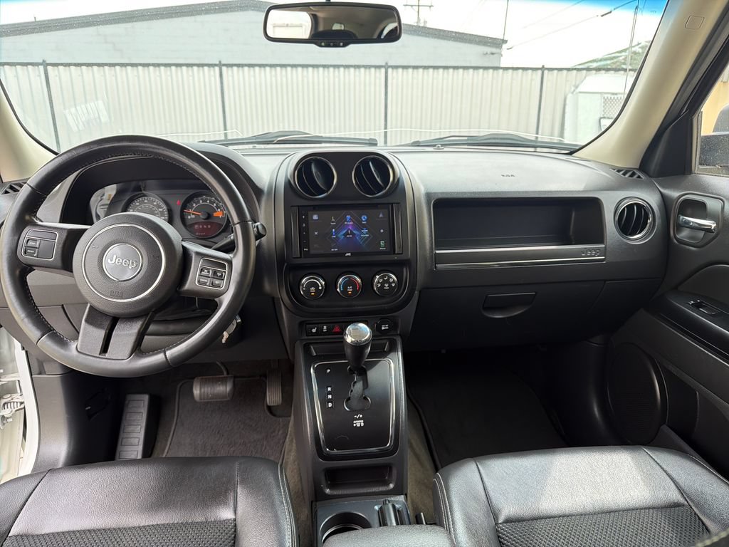 Used 2016 Jeep Patriot Sport w/ Power Value Group AWD/4WD image 21