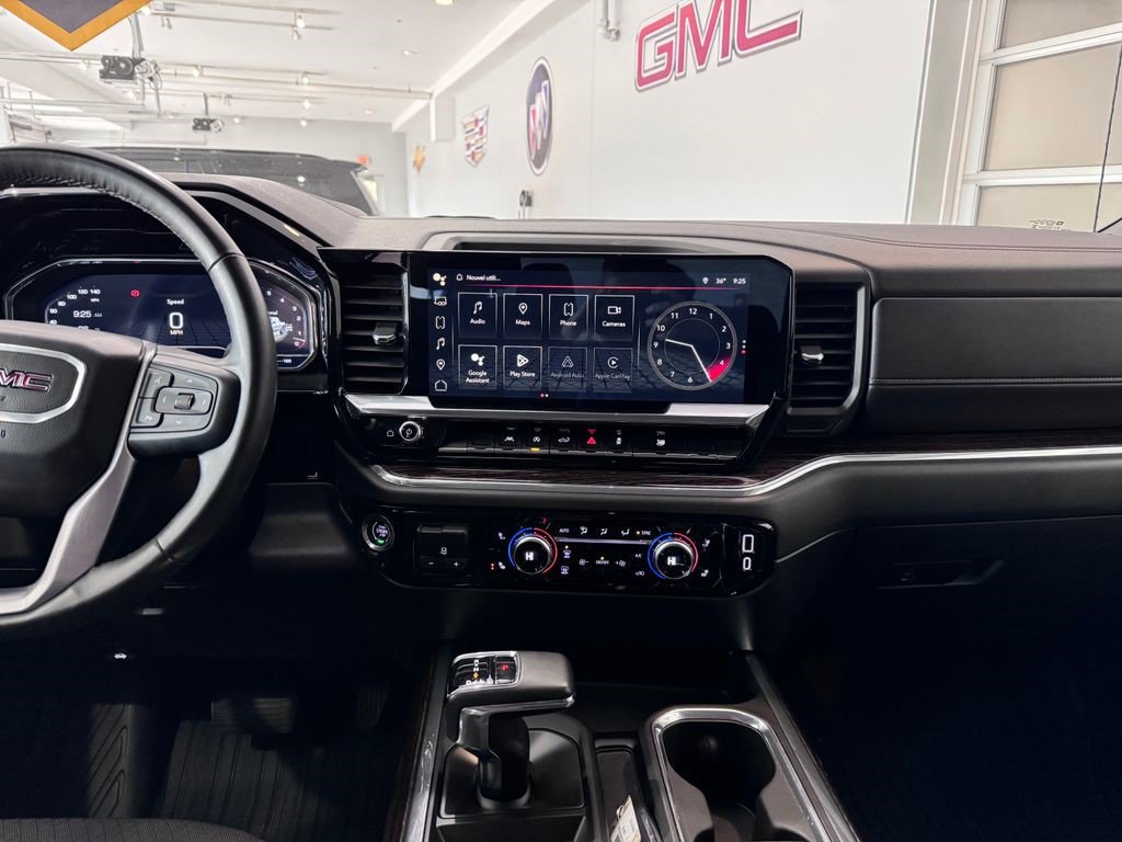 Certified 2023 GMC Sierra 1500 Elevation w/ Max Trailering Package AWD/4WD image 18