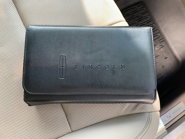 Certified 2022 Lincoln Corsair AWD w/ Premium Package image 15