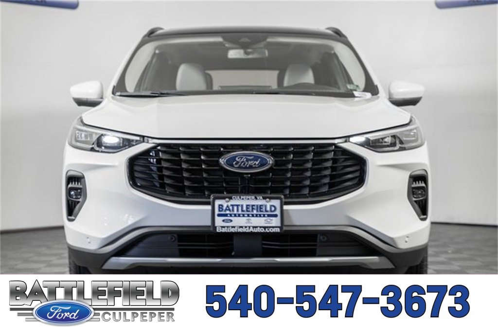 New 2026 Ford Escape SE image 2
