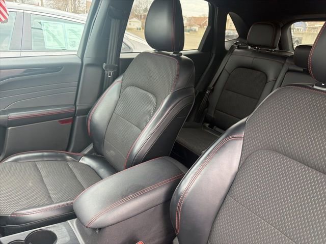 Used 2024 Ford Escape ST-Line w/ Tech Pack #1 image 18