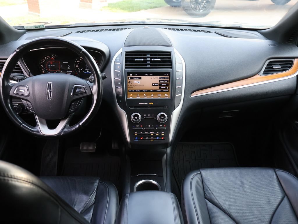 Used 2017 Lincoln MKC Reserve FWD image 12