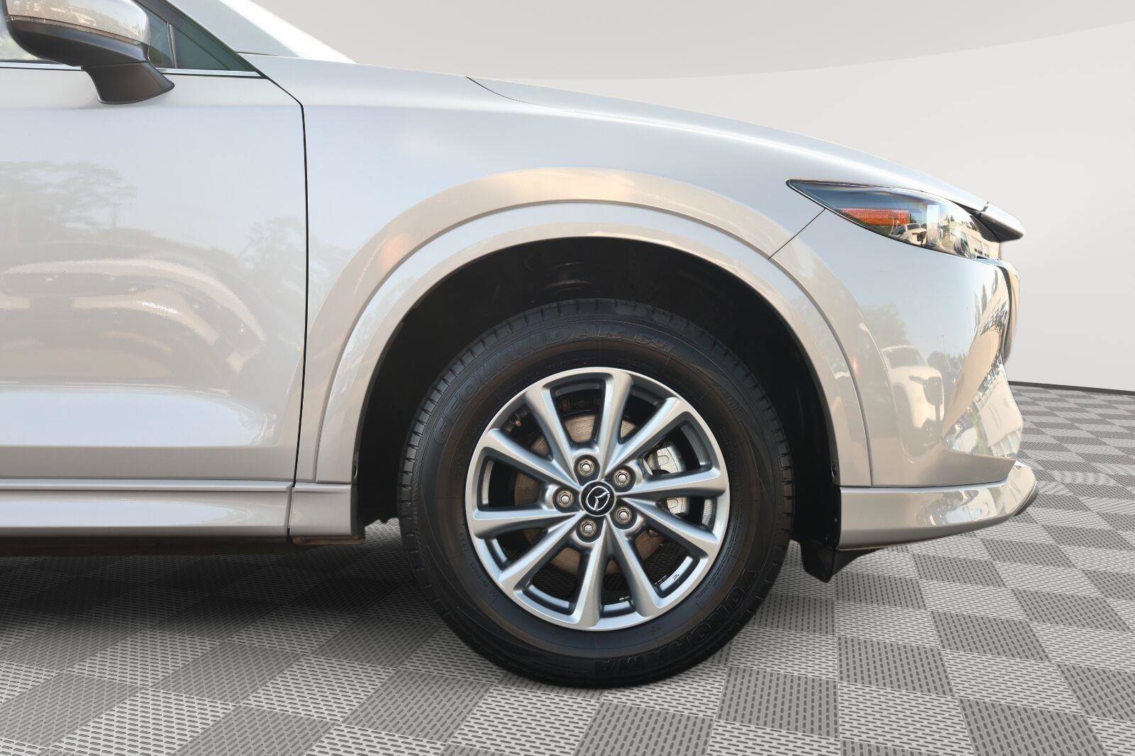 Used 2025 MAZDA CX-5 AWD 2.5 S w/ Preferred Package image 9