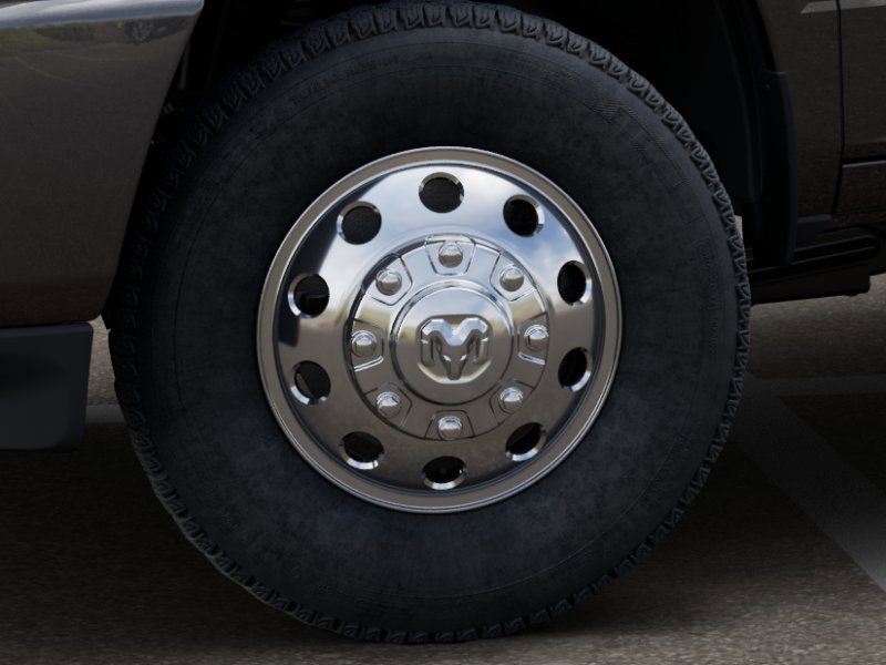 New 2026 RAM 3500 Laramie w/ Towing Technology Group image 8