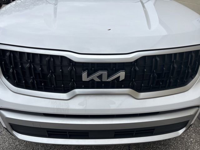 Used 2025 Kia Telluride EX AWD/4WD image 8