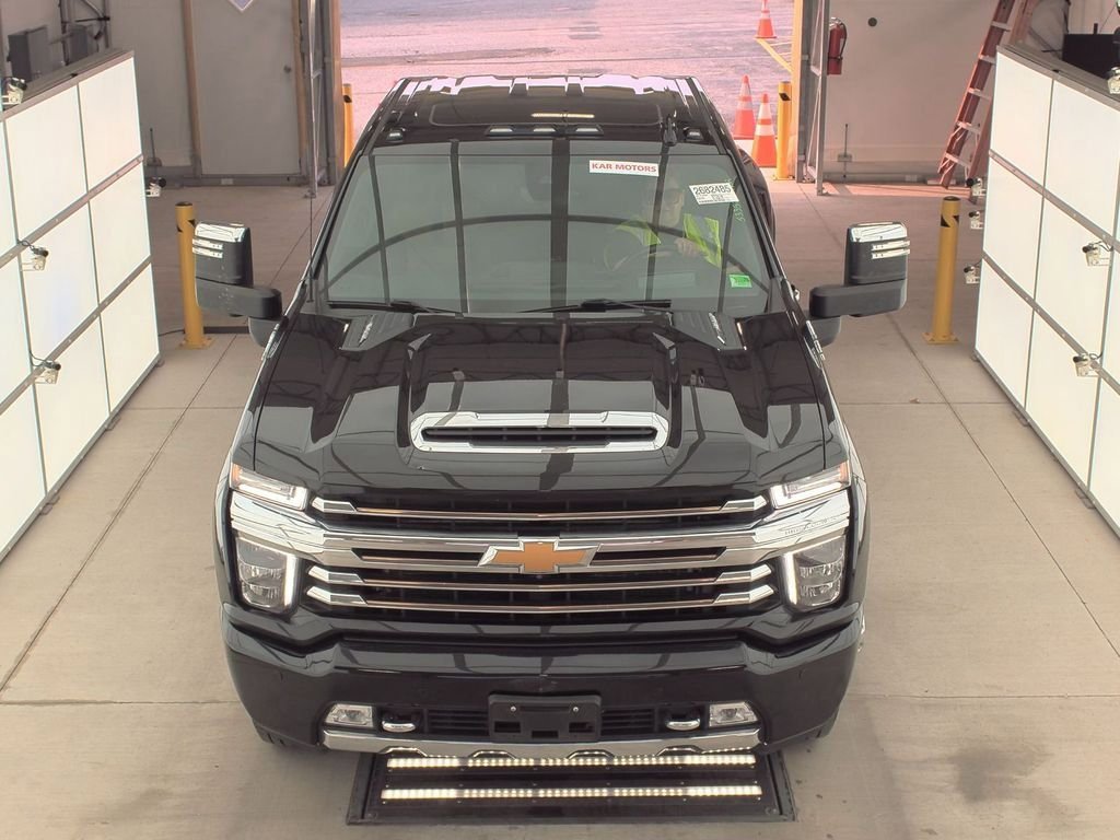Used 2023 Chevrolet Silverado 3500 High Country image 2