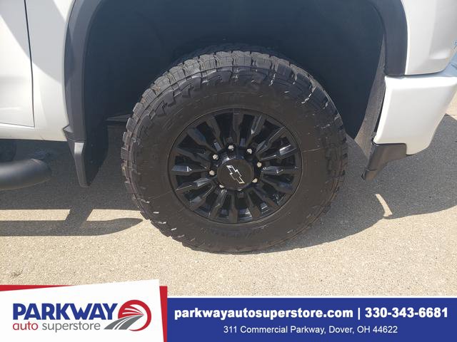 Used 2022 Chevrolet Silverado 2500 LTZ w/ LTZ Plus Package AWD/4WD image 30