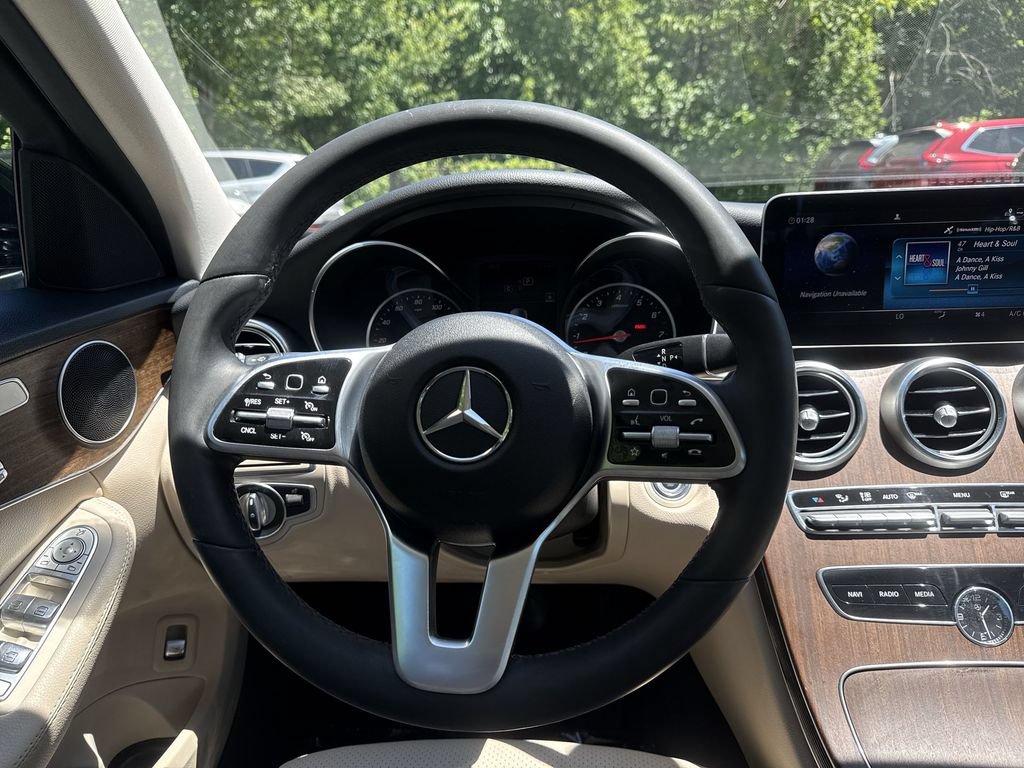 Used 2019 Mercedes-Benz C 300 4MATIC Sedan image 11