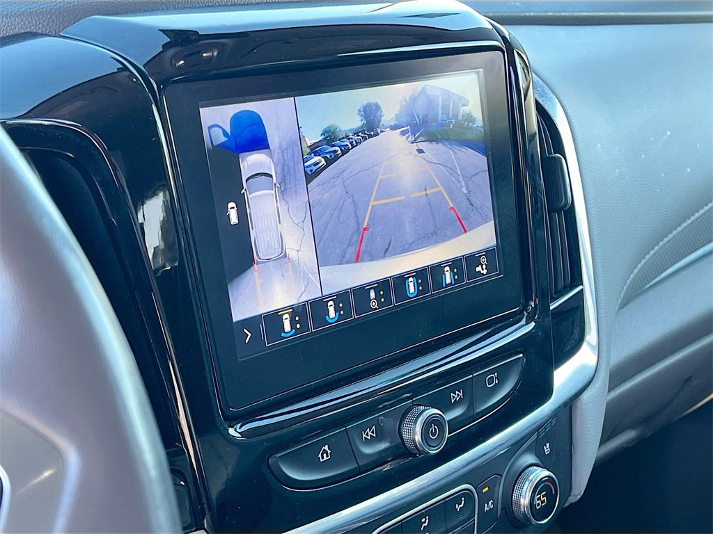 Used 2020 Chevrolet Traverse Premier image 14