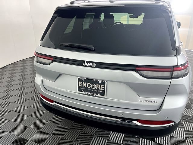 New 2025 Jeep Grand Cherokee Laredo w/ Luxury Tech Group I image 25