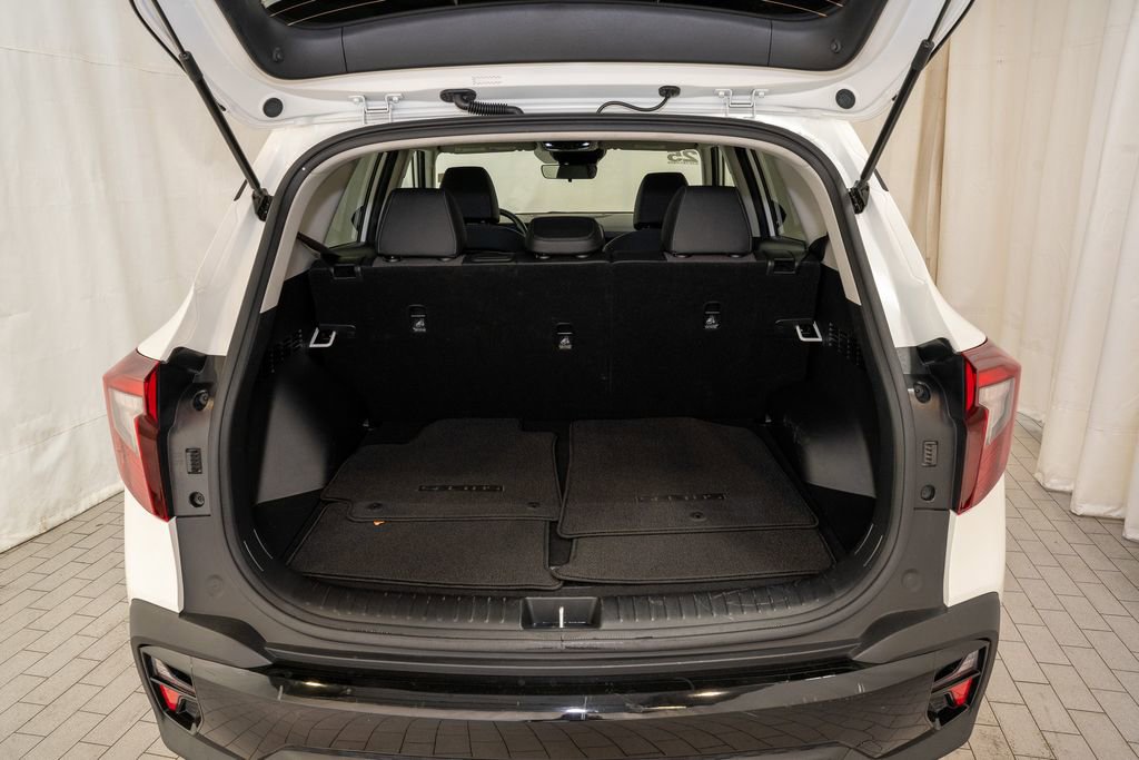 Used 2025 Kia Seltos S image 5