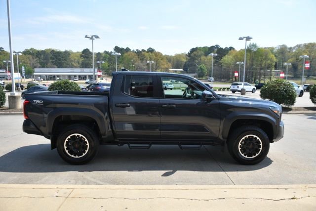 Used 2024 Toyota Tacoma TRD Off-Road image 6