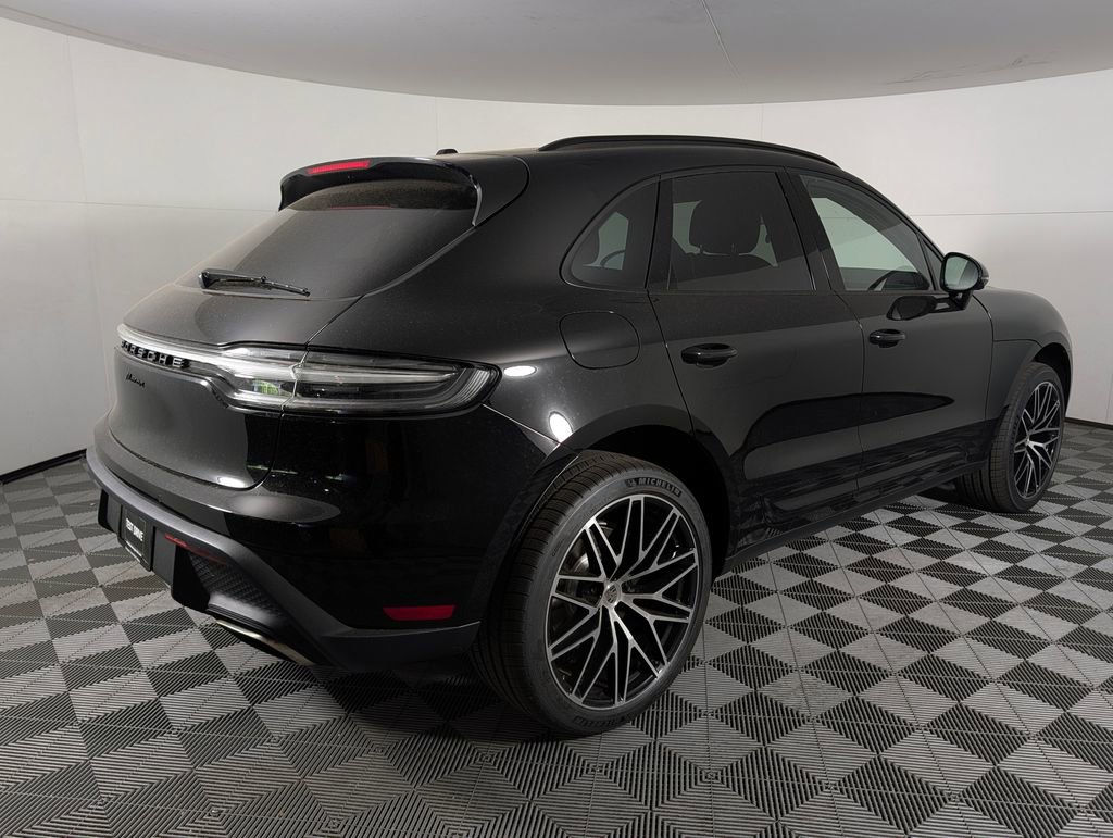 New 2026 Porsche Macan AWD/4WD image 7
