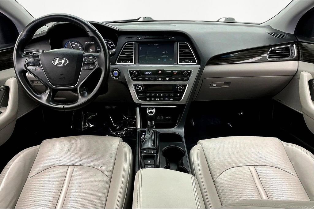 Used 2017 Hyundai Sonata Limited w/ Ultimate Package 02 image 16