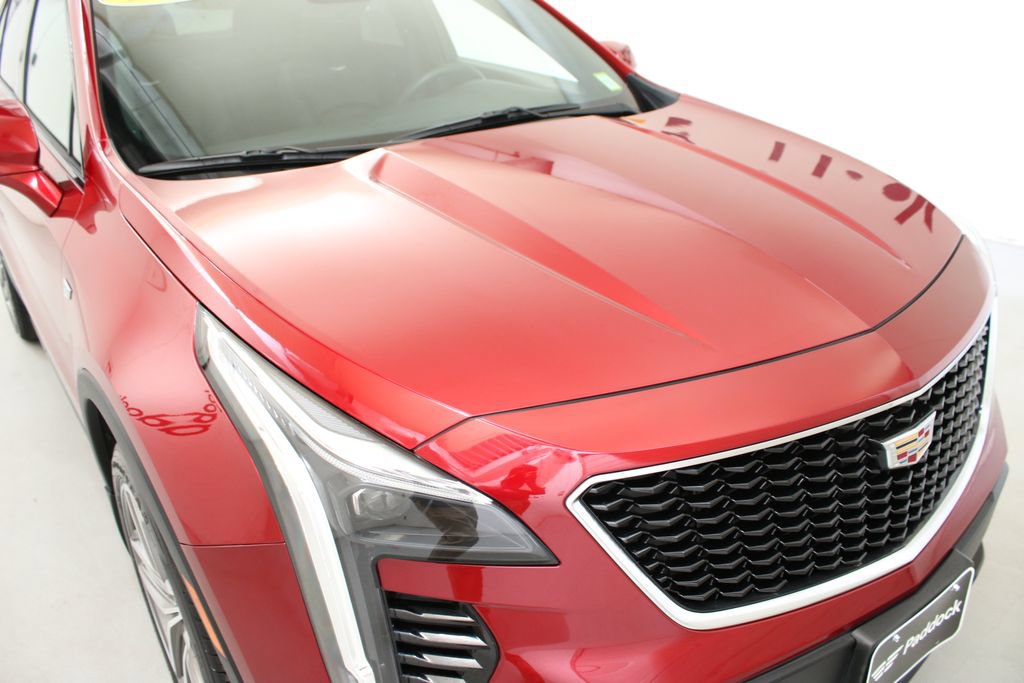 Used 2023 Cadillac XT4 Sport w/ Cold Weather Package AWD/4WD image 13