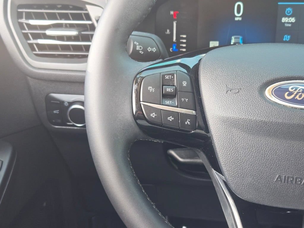 Used 2024 Ford Escape Active w/ Tech Pack #1 AWD/4WD image 33
