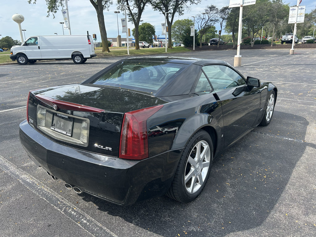 Used 2007 Cadillac XLR RWD image 5