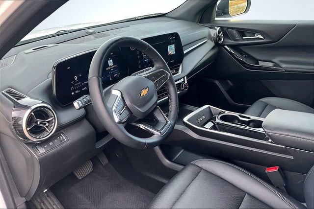 Used 2025 Chevrolet Equinox LT w/ Convenience Package II AWD/4WD image 17