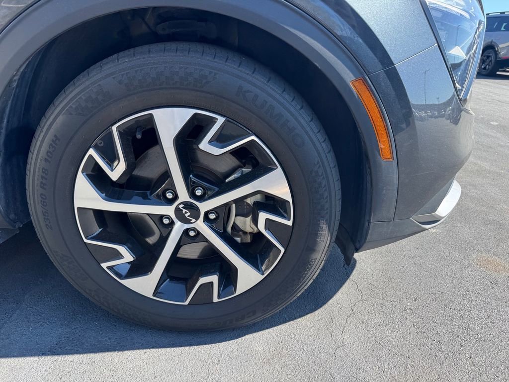 Certified 2023 Kia Sportage EX image 2